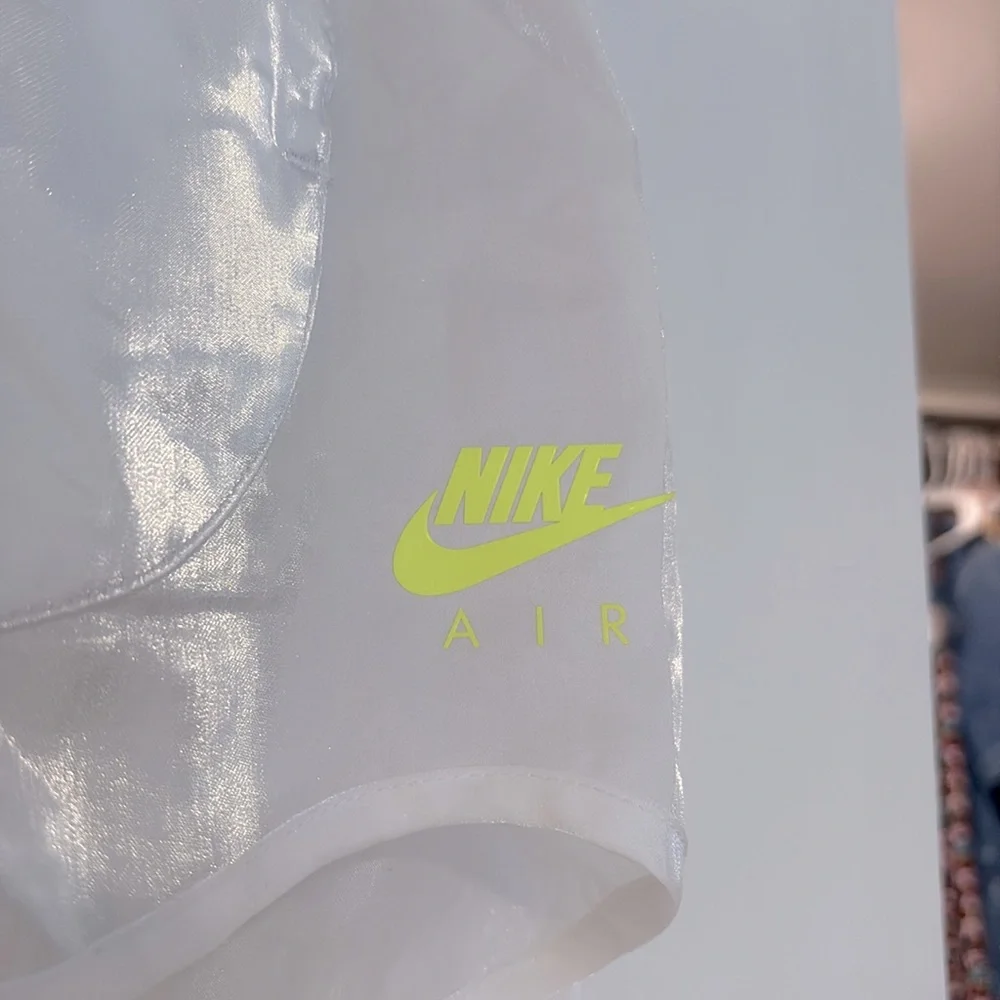 Nike Shorts - Picture 2 of 7